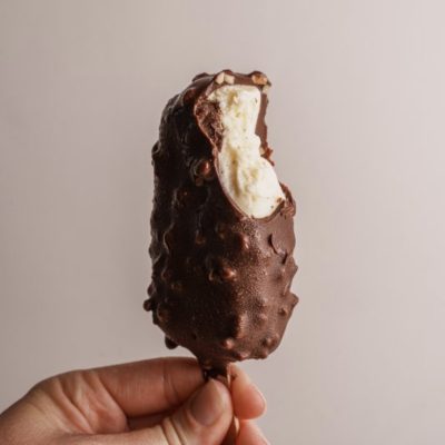 MAGNUM